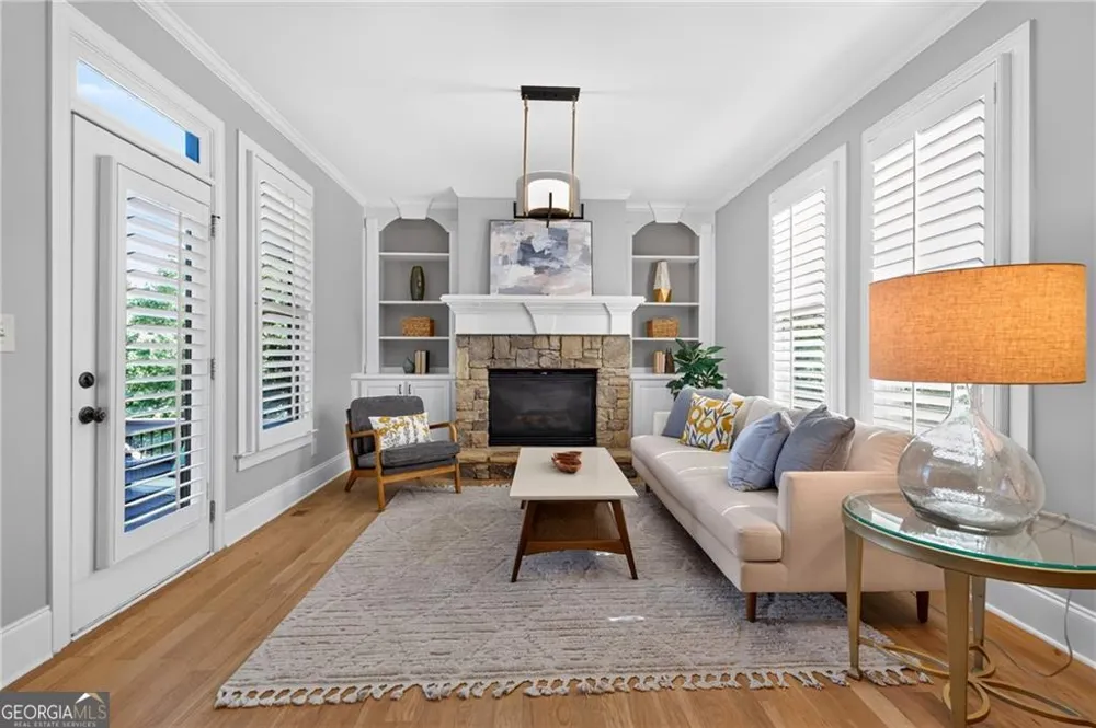 4526 Meadowland WAY Flowery Branch, GA 30542