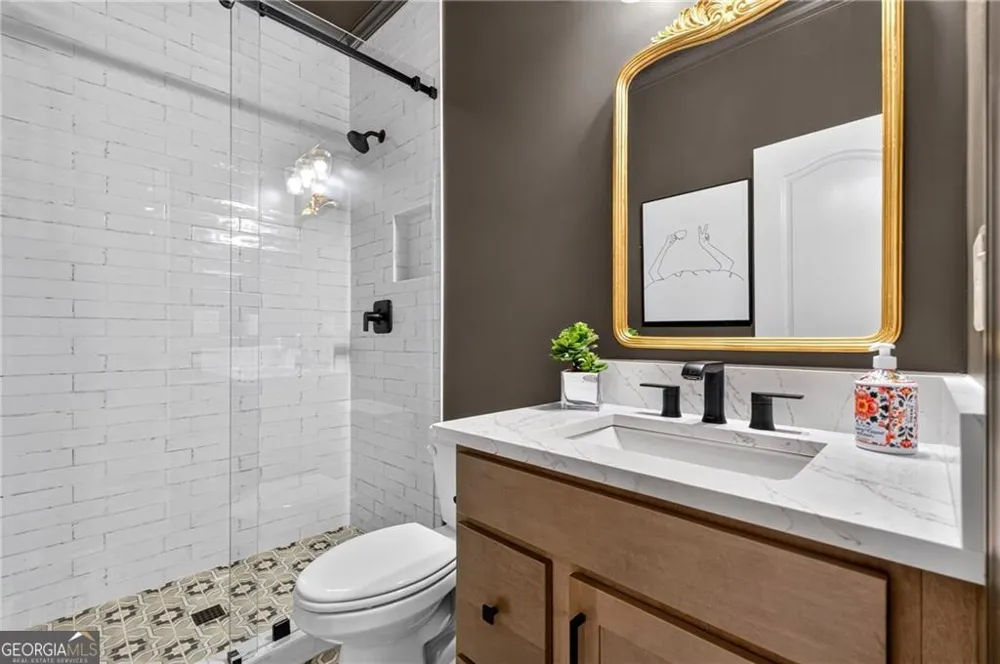4526 Meadowland WAY Flowery Branch, GA 30542