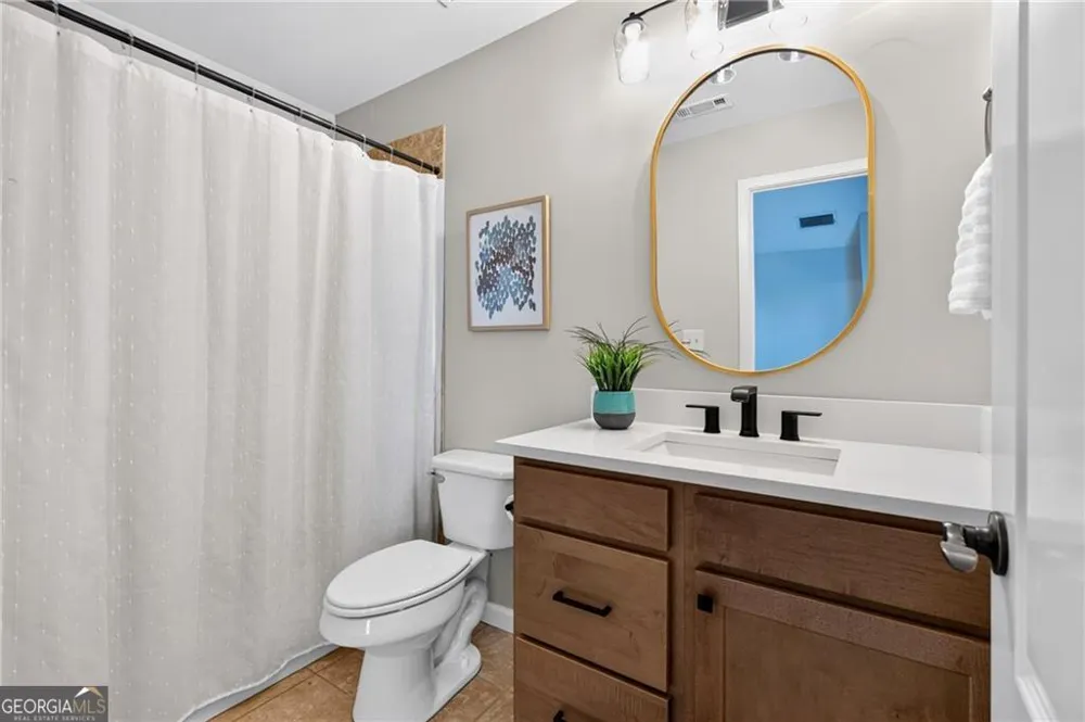 4526 Meadowland WAY Flowery Branch, GA 30542