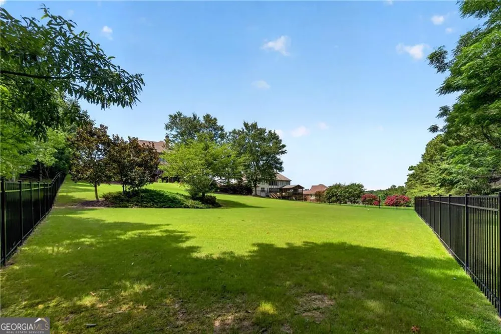 4526 Meadowland WAY Flowery Branch, GA 30542