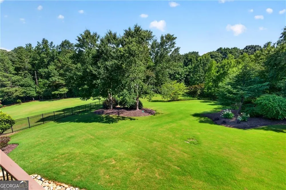 4526 Meadowland WAY Flowery Branch, GA 30542