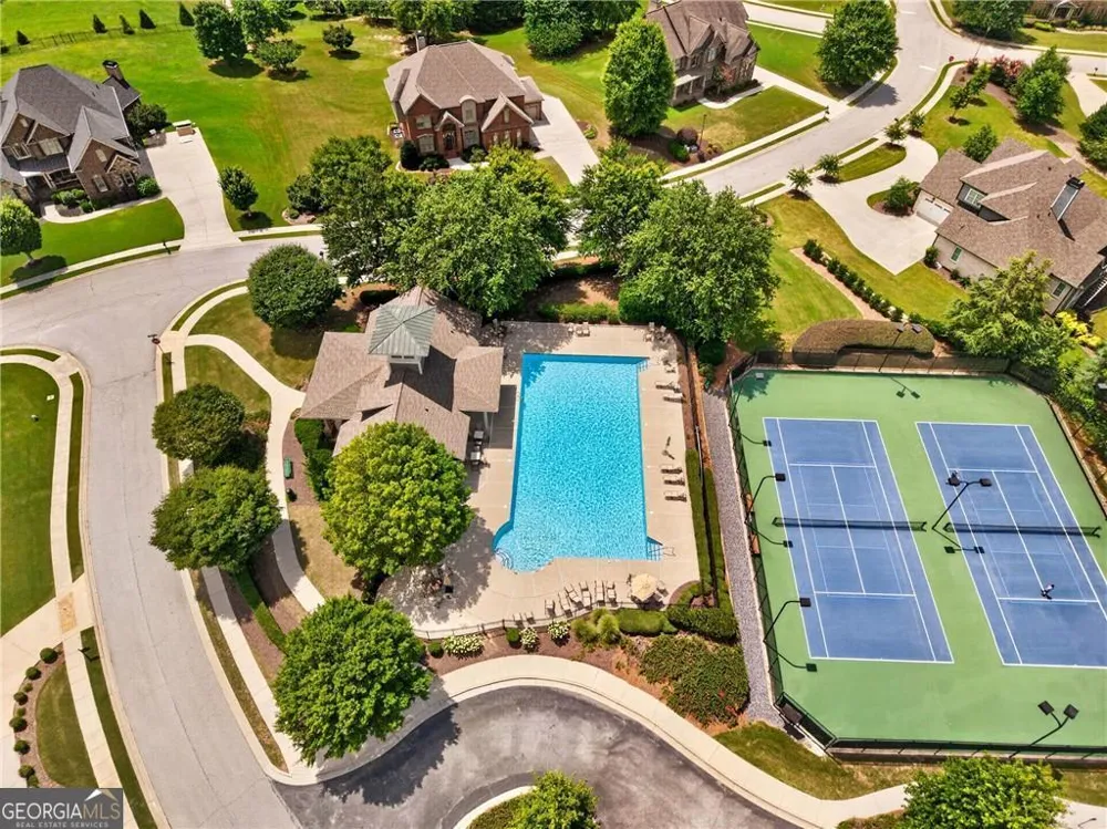 4526 Meadowland WAY Flowery Branch, GA 30542