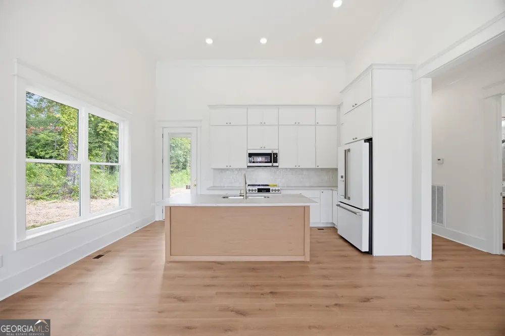 358 Thomas RD Fort Oglethorpe, GA 30742