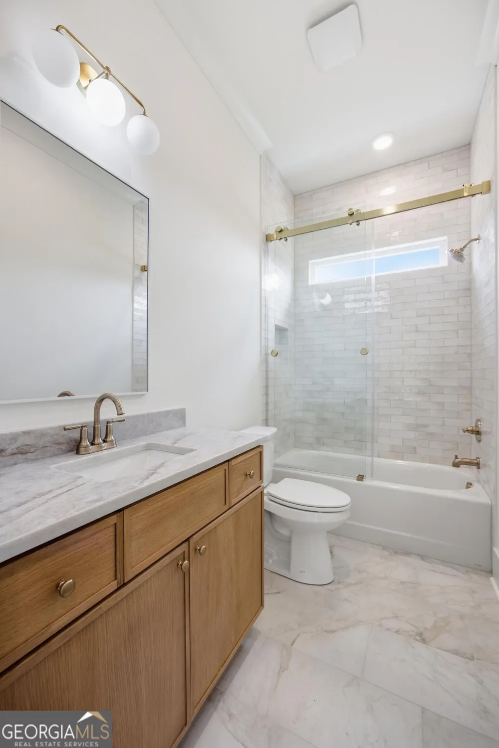 358 Thomas RD Fort Oglethorpe, GA 30742