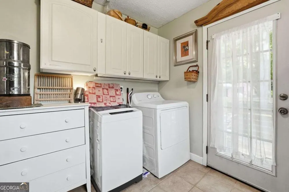 80 Belair DR Stockbridge, GA 30281