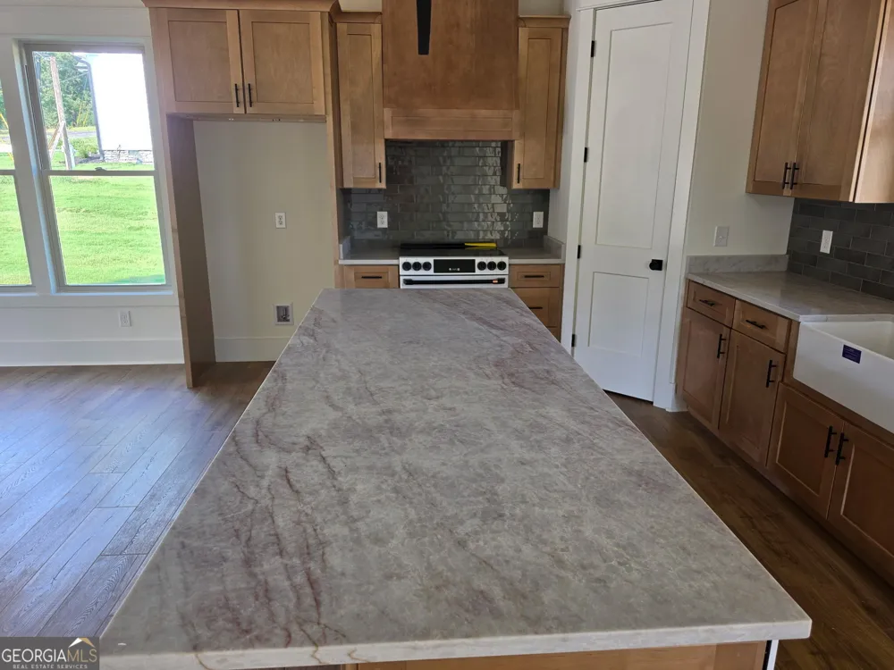 342 Thomas RD Fort Oglethorpe, GA 30742