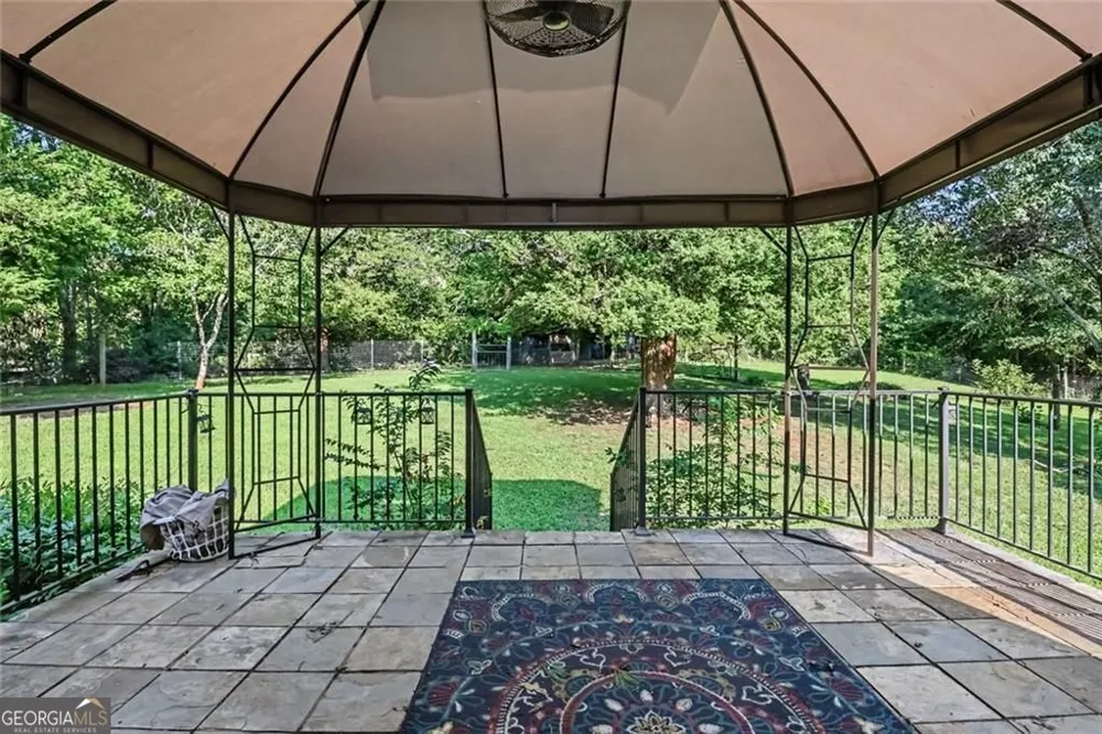 462 Wall Bridge RD Clarkesville, GA 30523