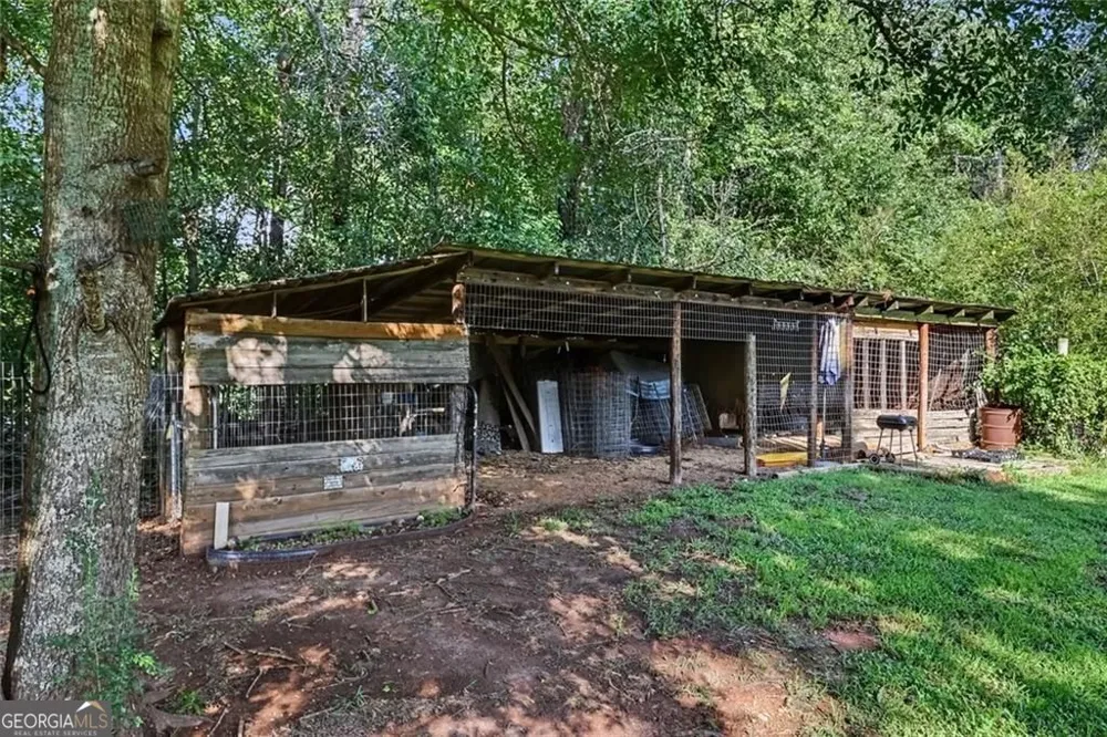 462 Wall Bridge RD Clarkesville, GA 30523