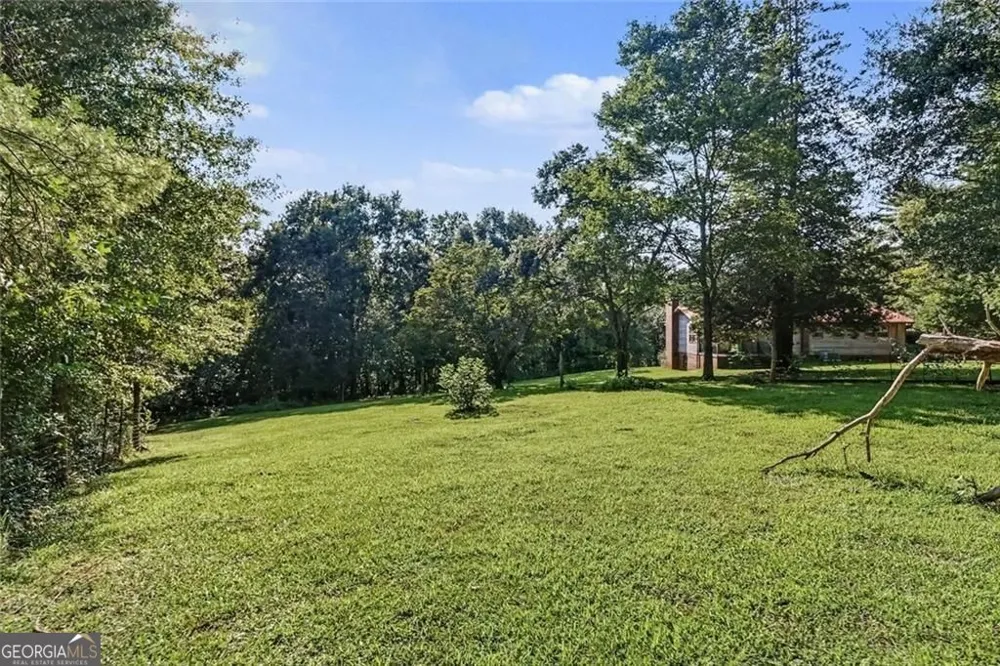 462 Wall Bridge RD Clarkesville, GA 30523