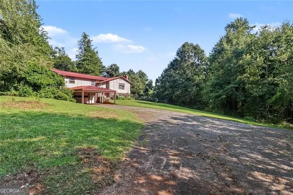 462 Wall Bridge RD Clarkesville, GA 30523