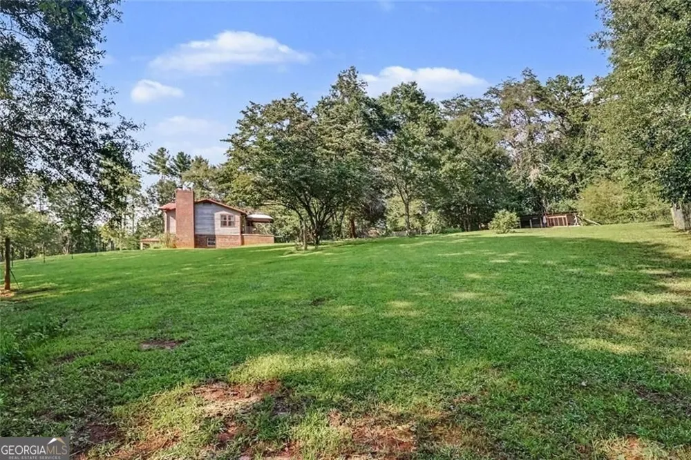 462 Wall Bridge RD Clarkesville, GA 30523