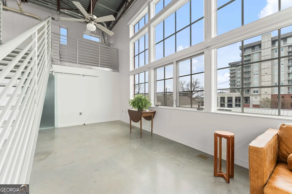 572 Edgewood AVE SE Atlanta, GA 30312