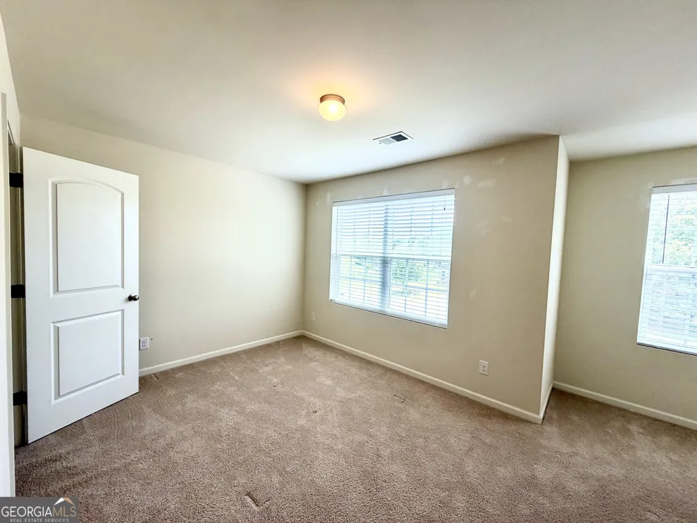 964 Compass DR Bethlehem, GA 30620