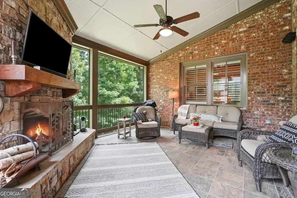 1540 Bramble Bush WAY Suwanee, GA 30024