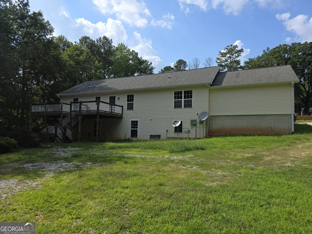 71 Frances White RD Buchanan, GA 30113