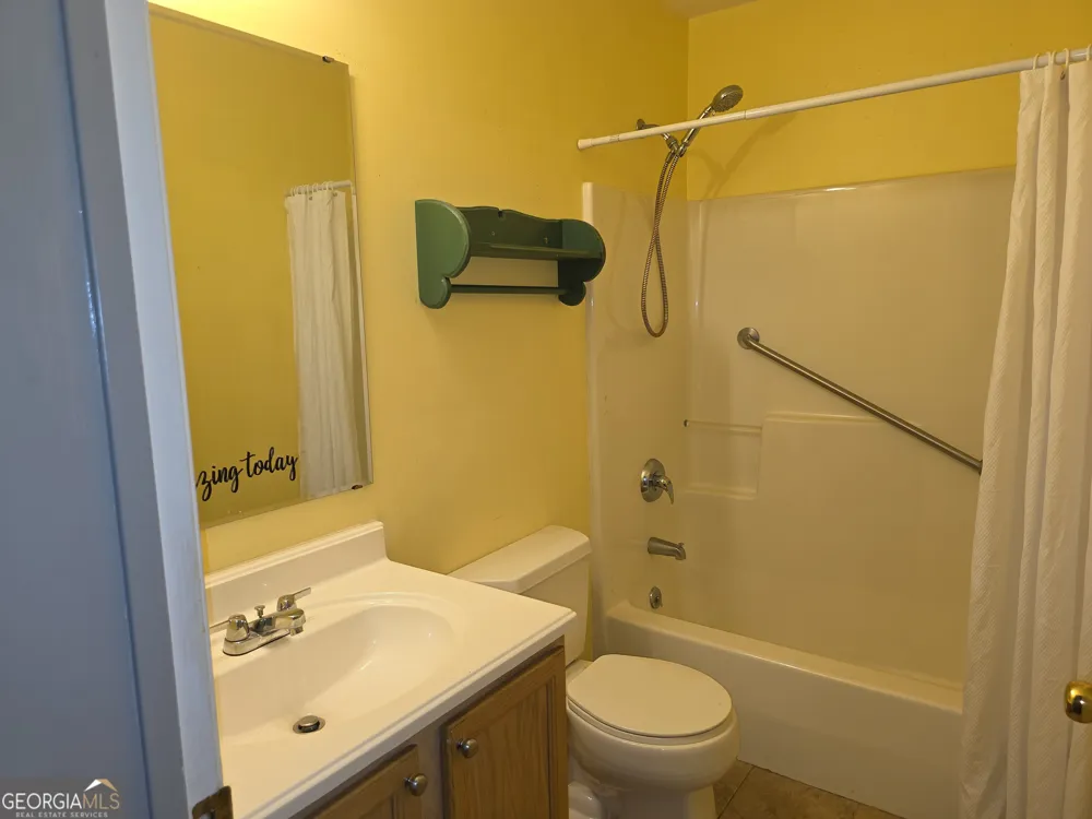 71 Frances White RD Buchanan, GA 30113