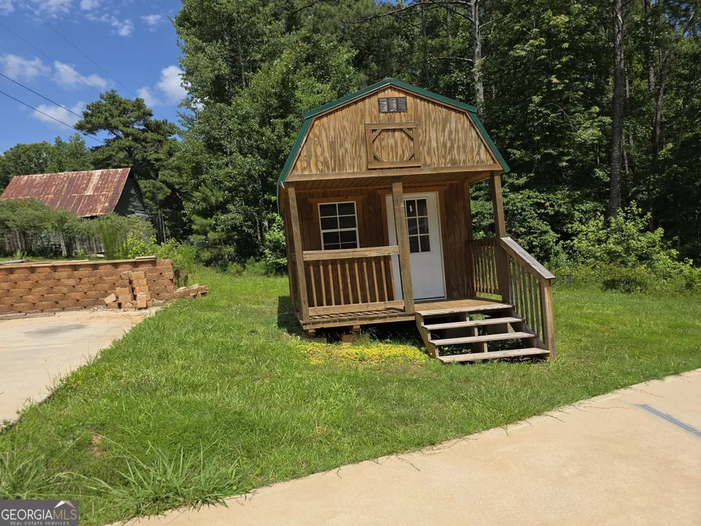 71 Frances White RD Buchanan, GA 30113