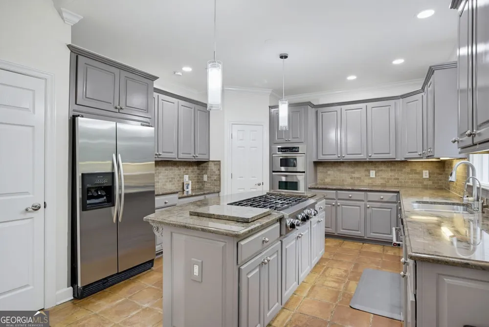 5363 Thornapple LN NW Acworth, GA 30101