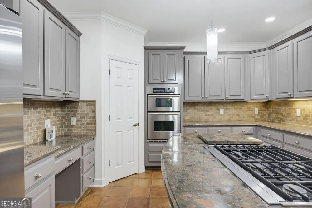 5363 Thornapple LN NW Acworth, GA 30101