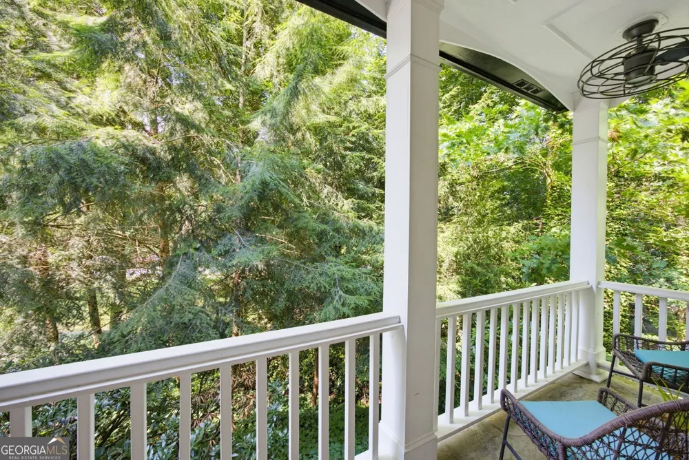 5363 Thornapple LN NW Acworth, GA 30101