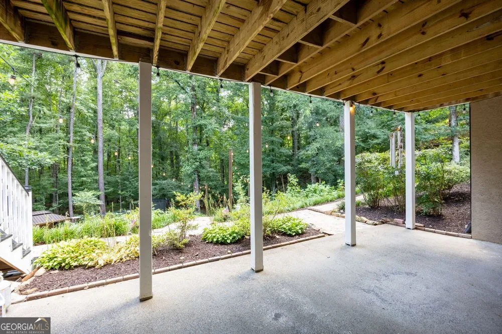 5363 Thornapple LN NW Acworth, GA 30101
