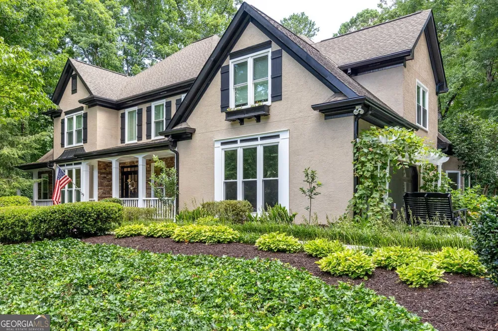 5363 Thornapple LN NW Acworth, GA 30101