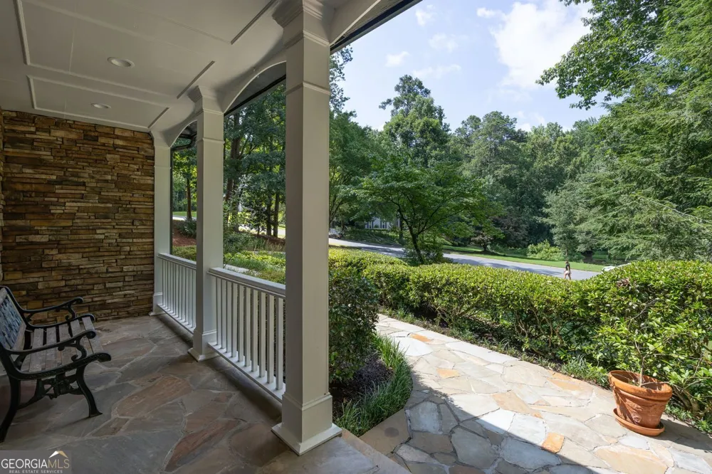 5363 Thornapple LN NW Acworth, GA 30101