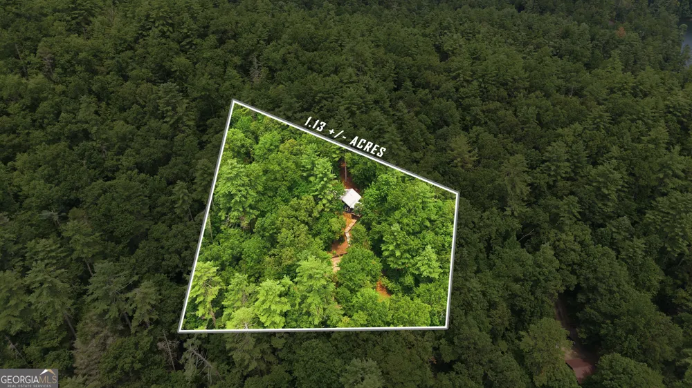 6174 Crow Creek RD Lakemont, GA 30552
