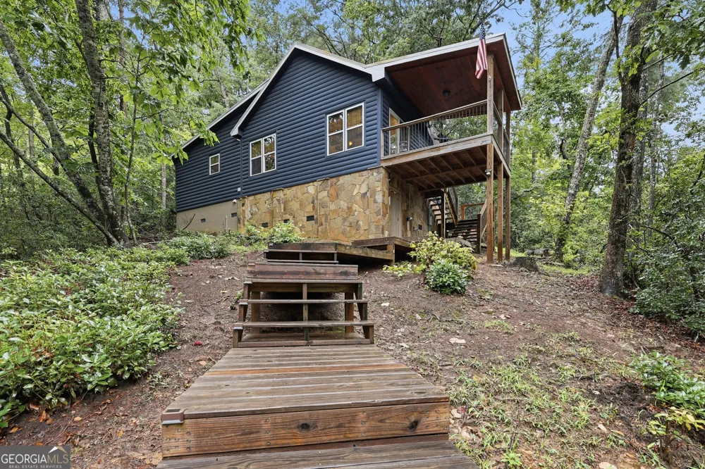 6174 Crow Creek RD Lakemont, GA 30552