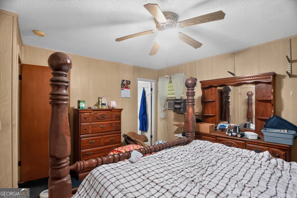 1013 Broxton HWY Fitzgerald, GA 31750