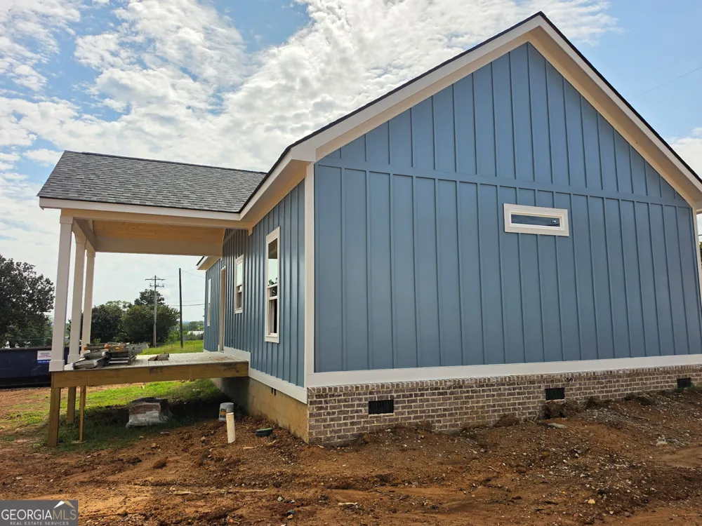 272 Thomas RD Fort Oglethorpe, GA 30742