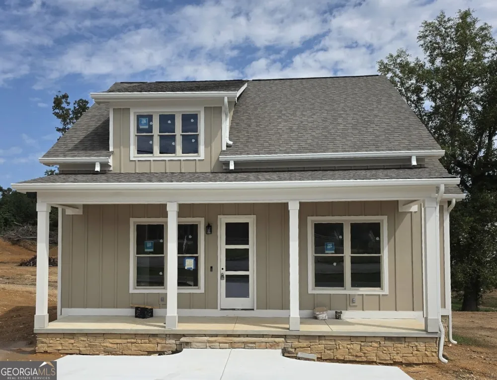 302 Thomas RD Fort Oglethorpe, GA 30742