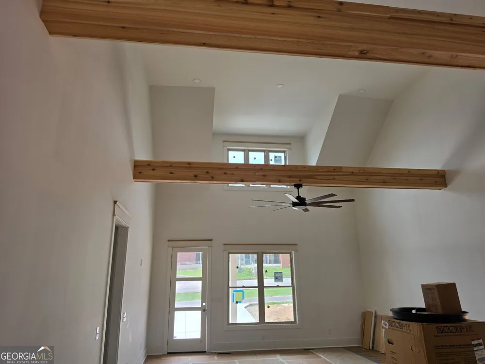 302 Thomas RD Fort Oglethorpe, GA 30742