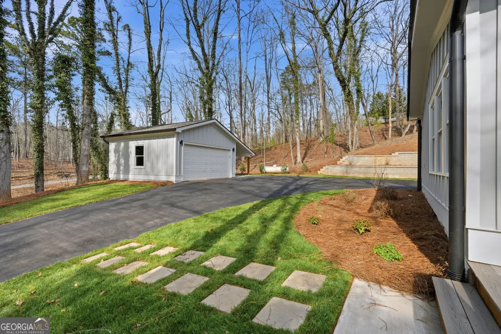 3454 Green Apple RD Gainesville, GA 30506