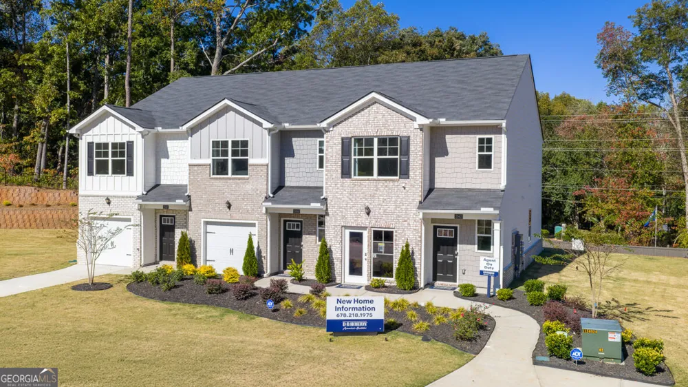 2239 Windward DR Stone Mountain, GA 30088