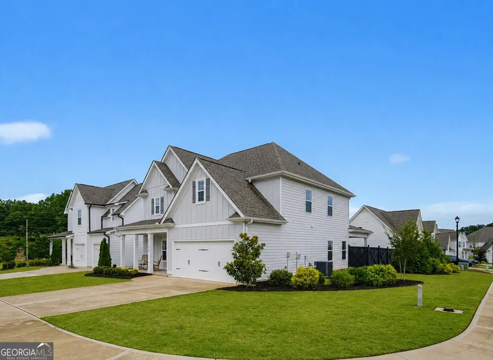 5115 Park Haven DR Flowery Branch, GA 30542