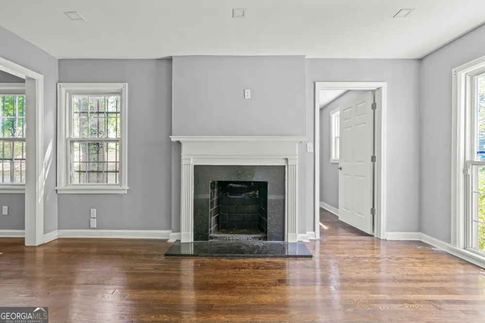 1053 Blount PL East Point, GA 30344