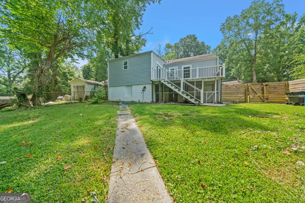 1053 Blount PL East Point, GA 30344