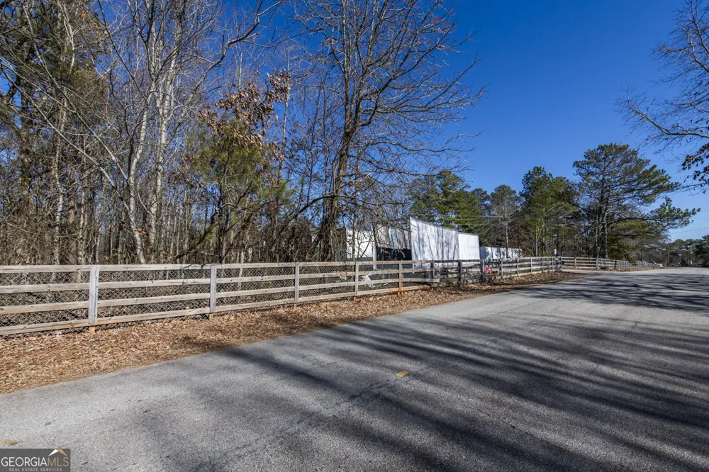 200 Heath RD Carrollton, GA 30116