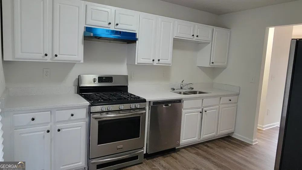 3206 Diamond BLF Union City, GA 30291