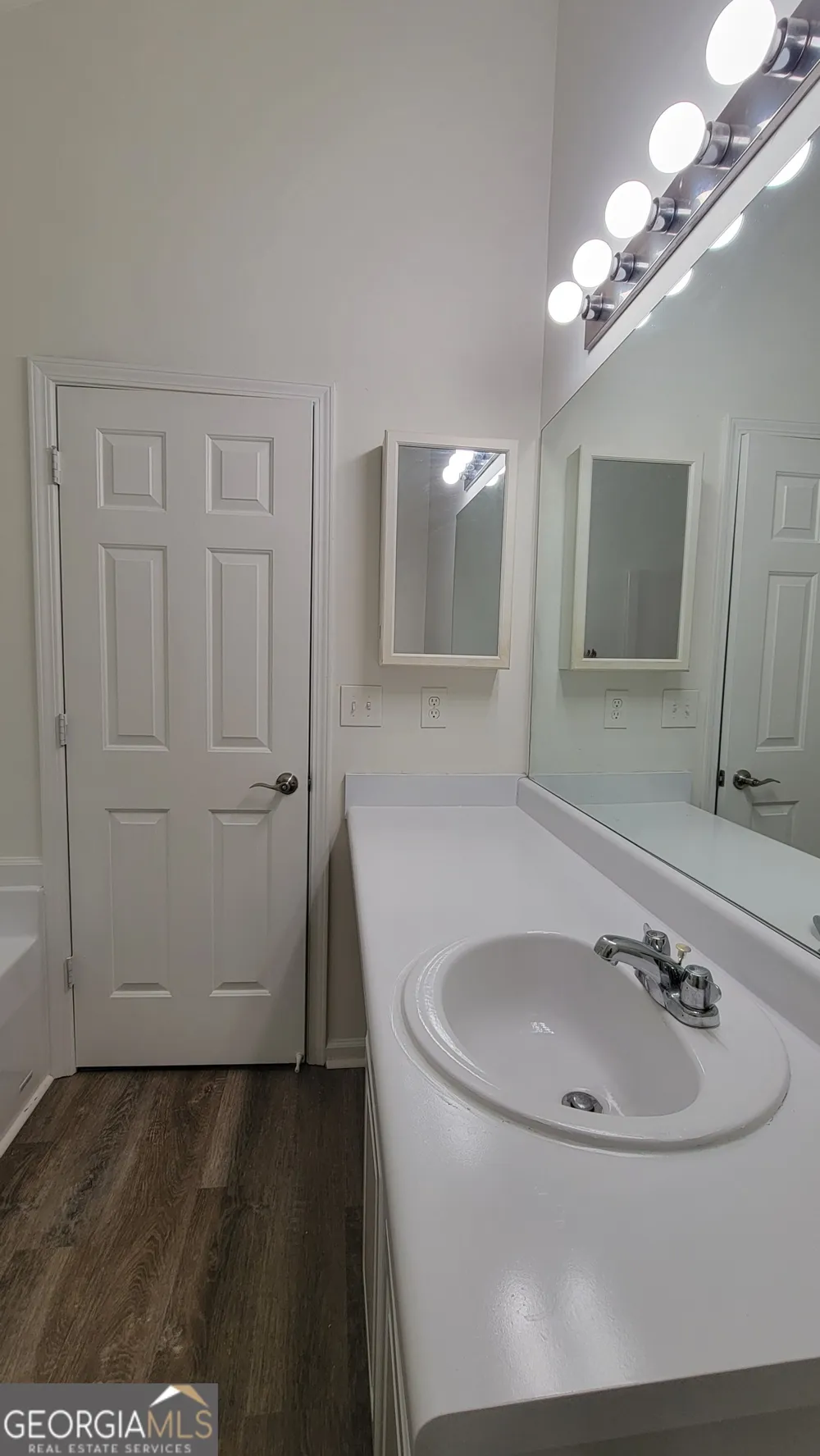3206 Diamond BLF Union City, GA 30291