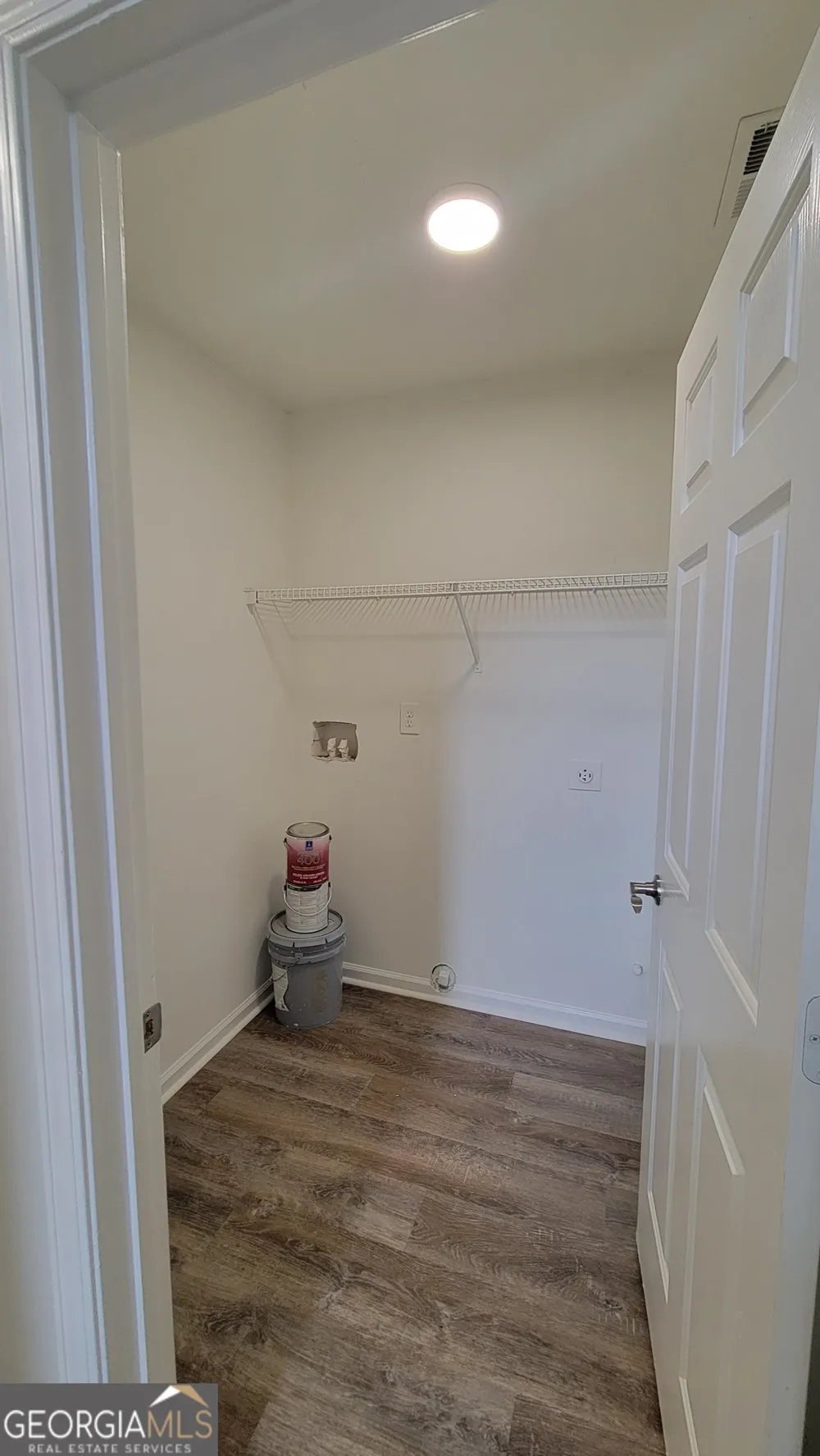 3206 Diamond BLF Union City, GA 30291
