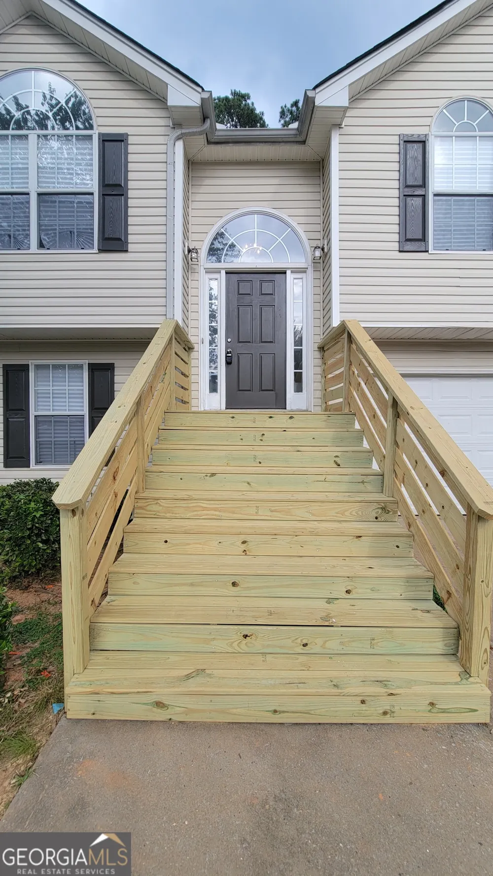 3206 Diamond BLF Union City, GA 30291