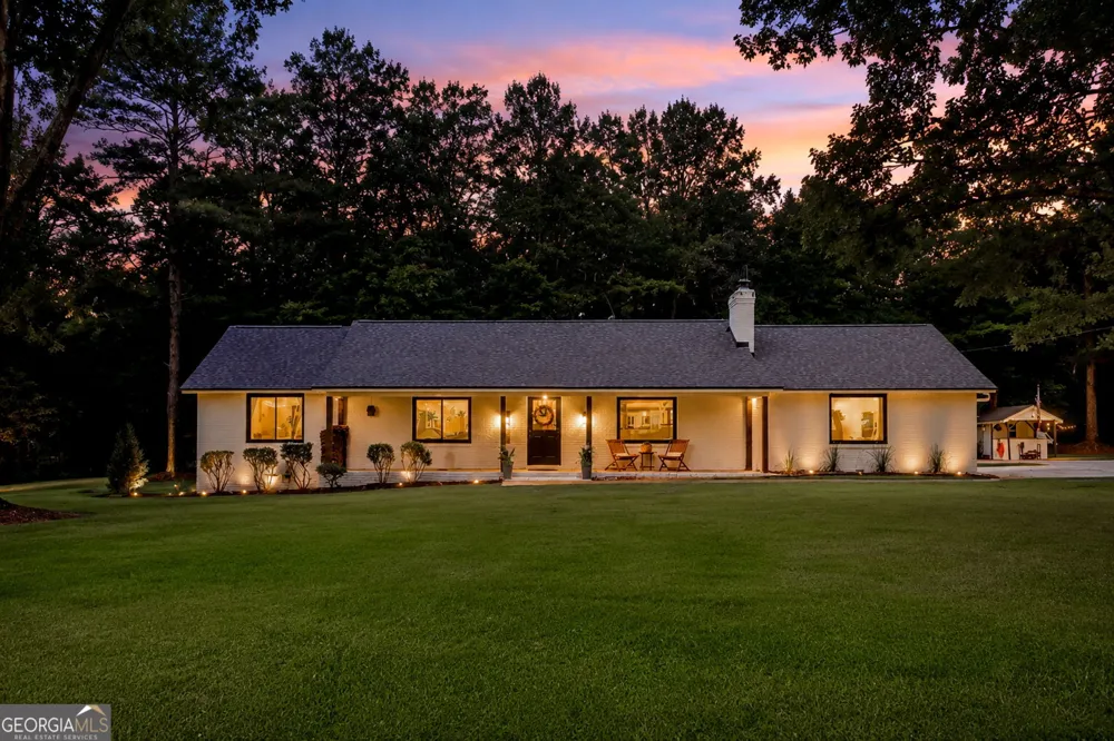 183 Goodwyn RD Newnan, GA 30263