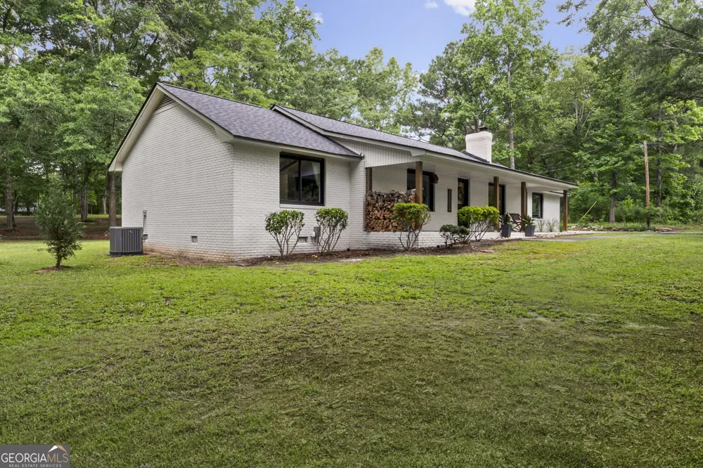 183 Goodwyn RD Newnan, GA 30263