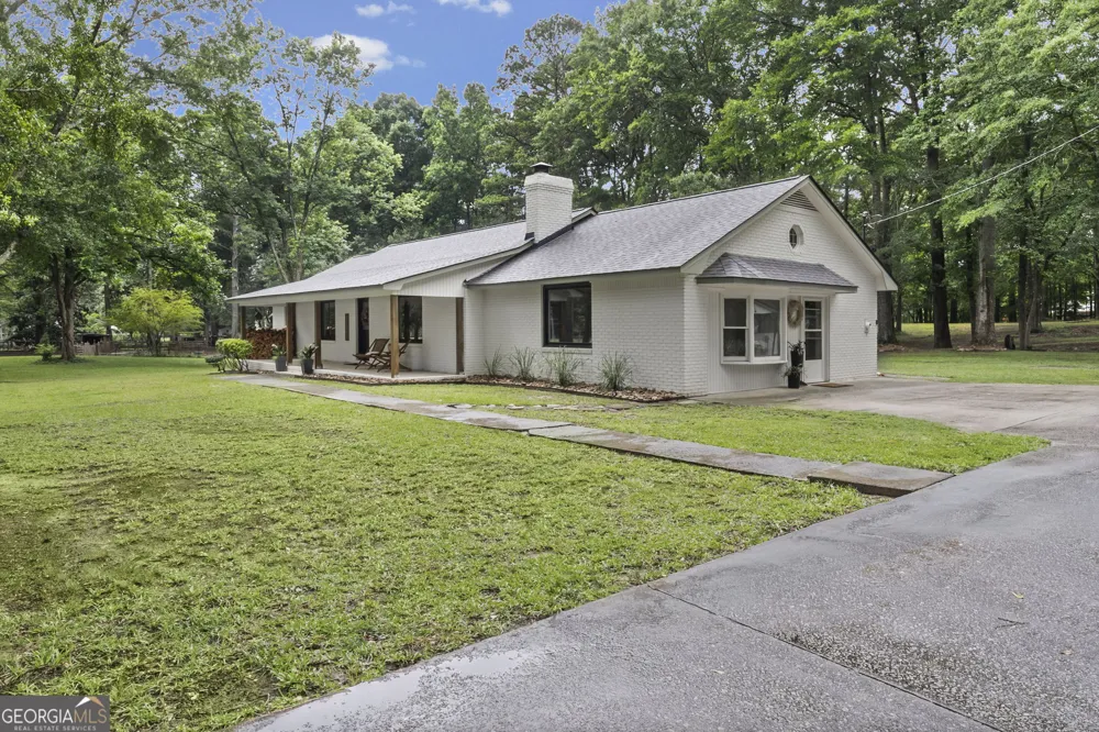 183 Goodwyn RD Newnan, GA 30263