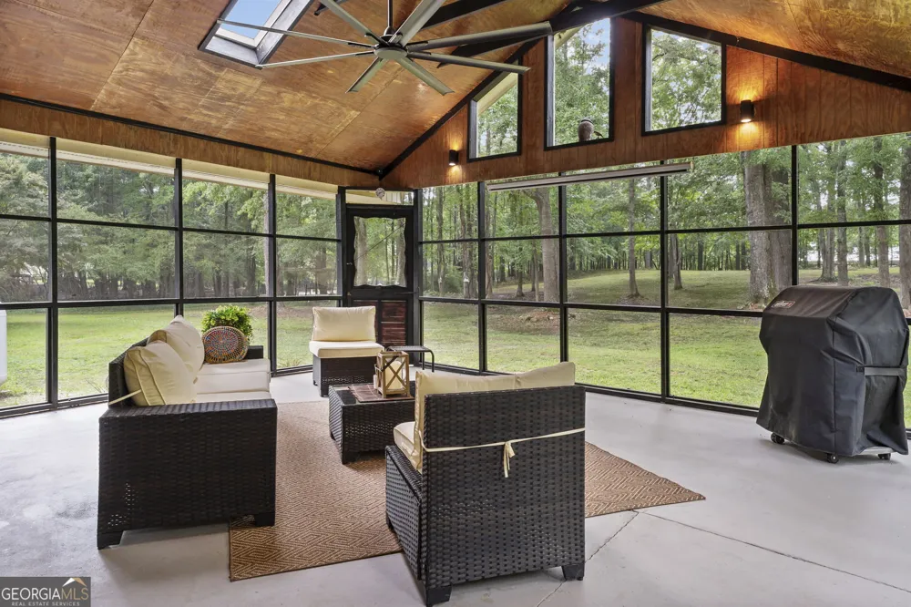 183 Goodwyn RD Newnan, GA 30263