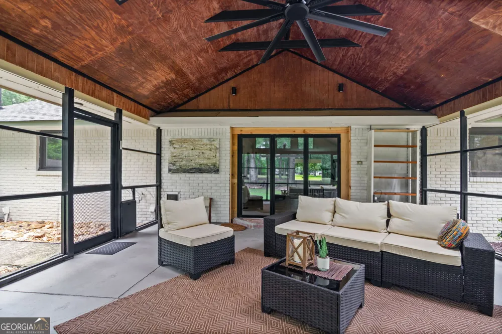 183 Goodwyn RD Newnan, GA 30263