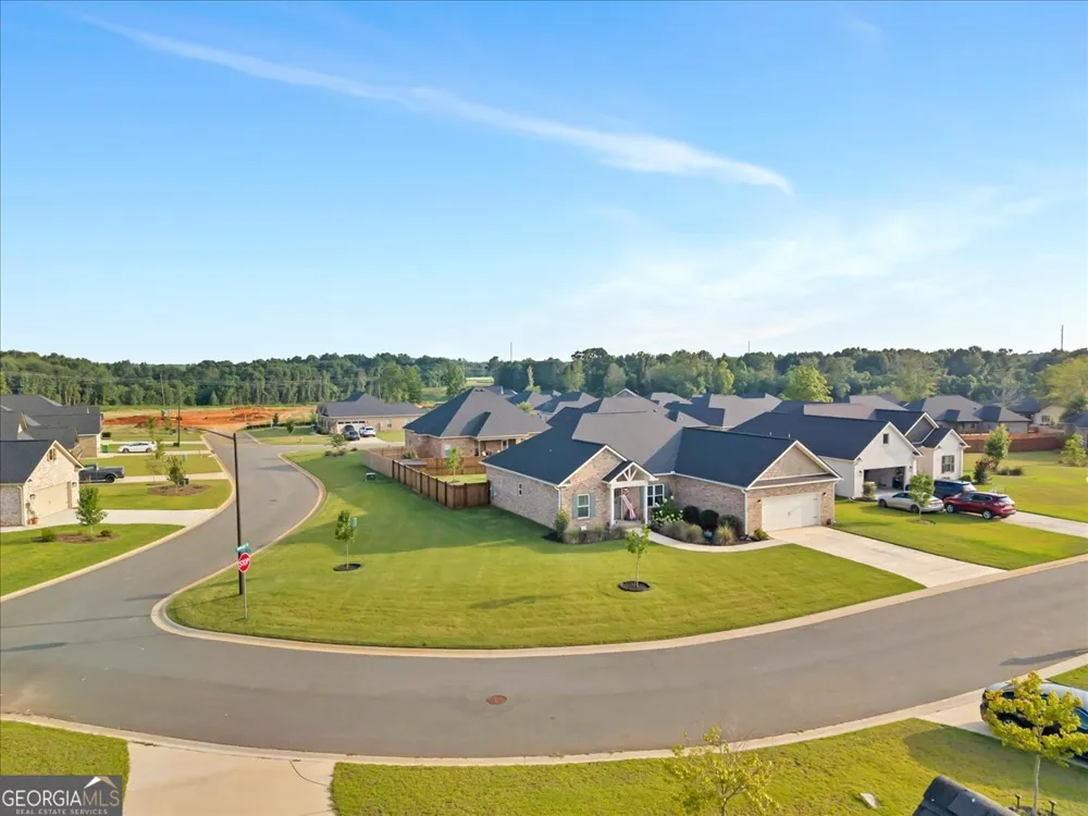 101 Raspberry TRL Perry, GA 31069
