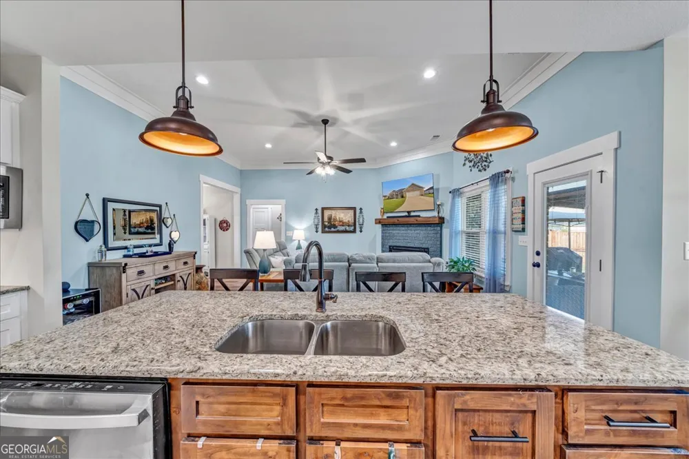 101 Raspberry TRL Perry, GA 31069
